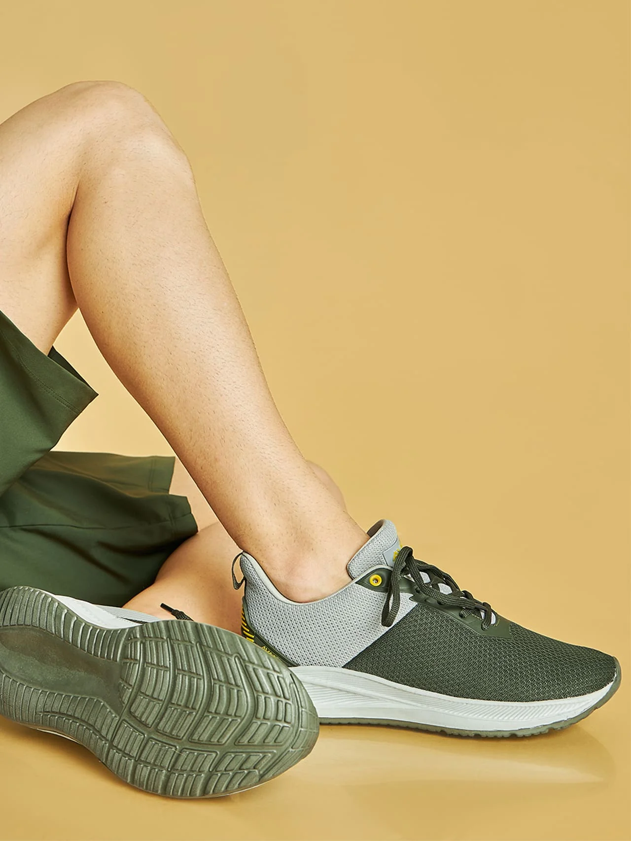 Avant Men's Racer Walking Shoes-L.Grey/Olive - Image 2
