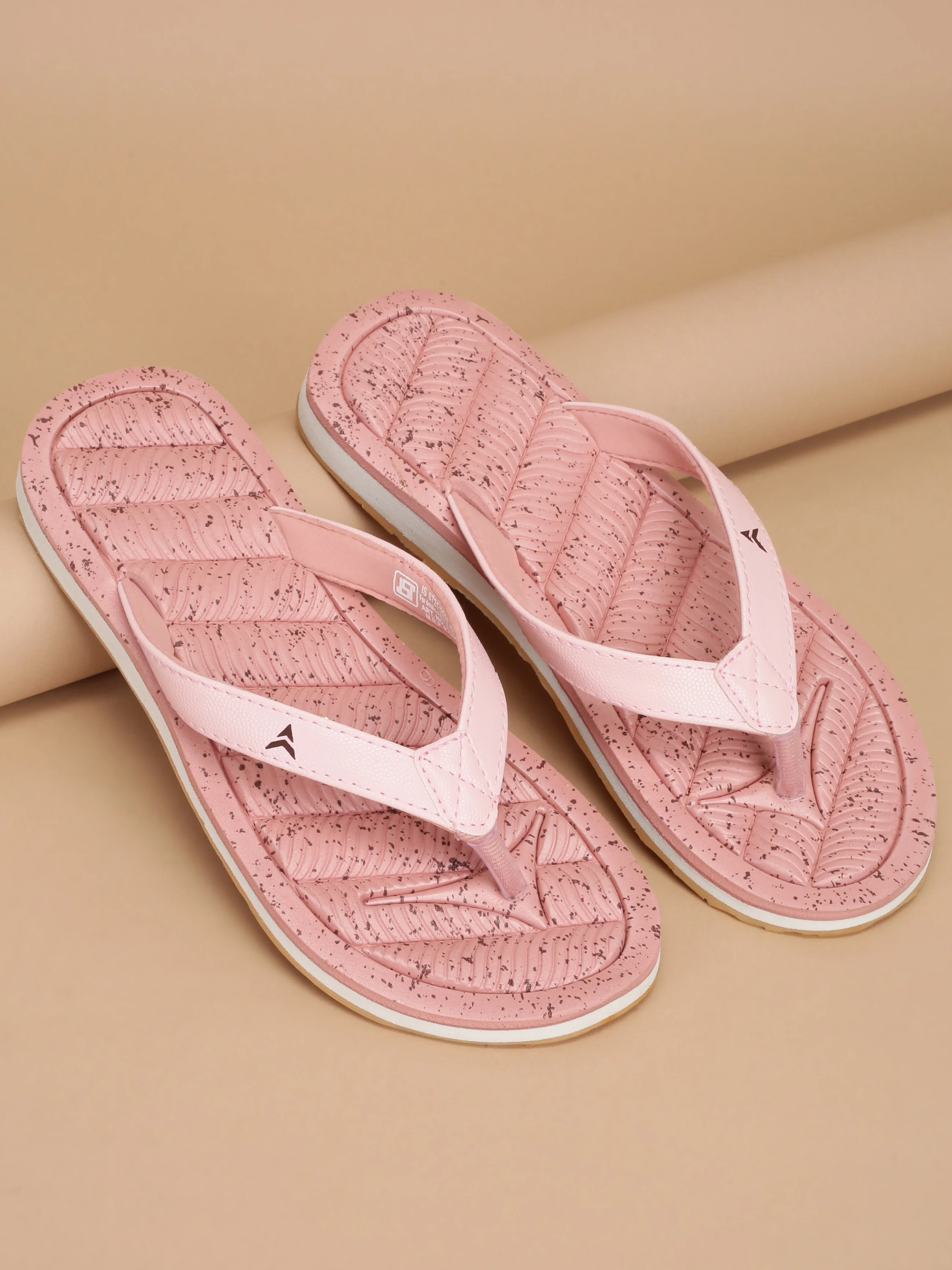 Avant Women's Aeris Flip Flops - Pink / Maroon
