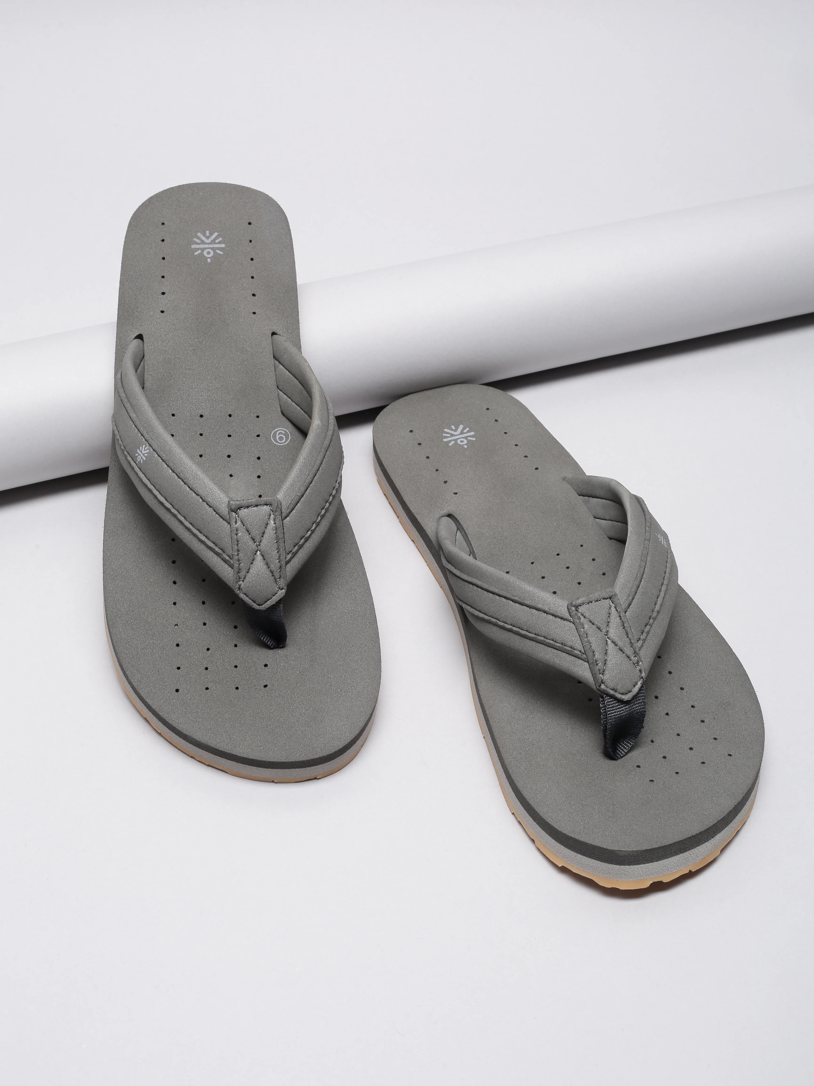 cult Men's Breez Flip Flops - Grey