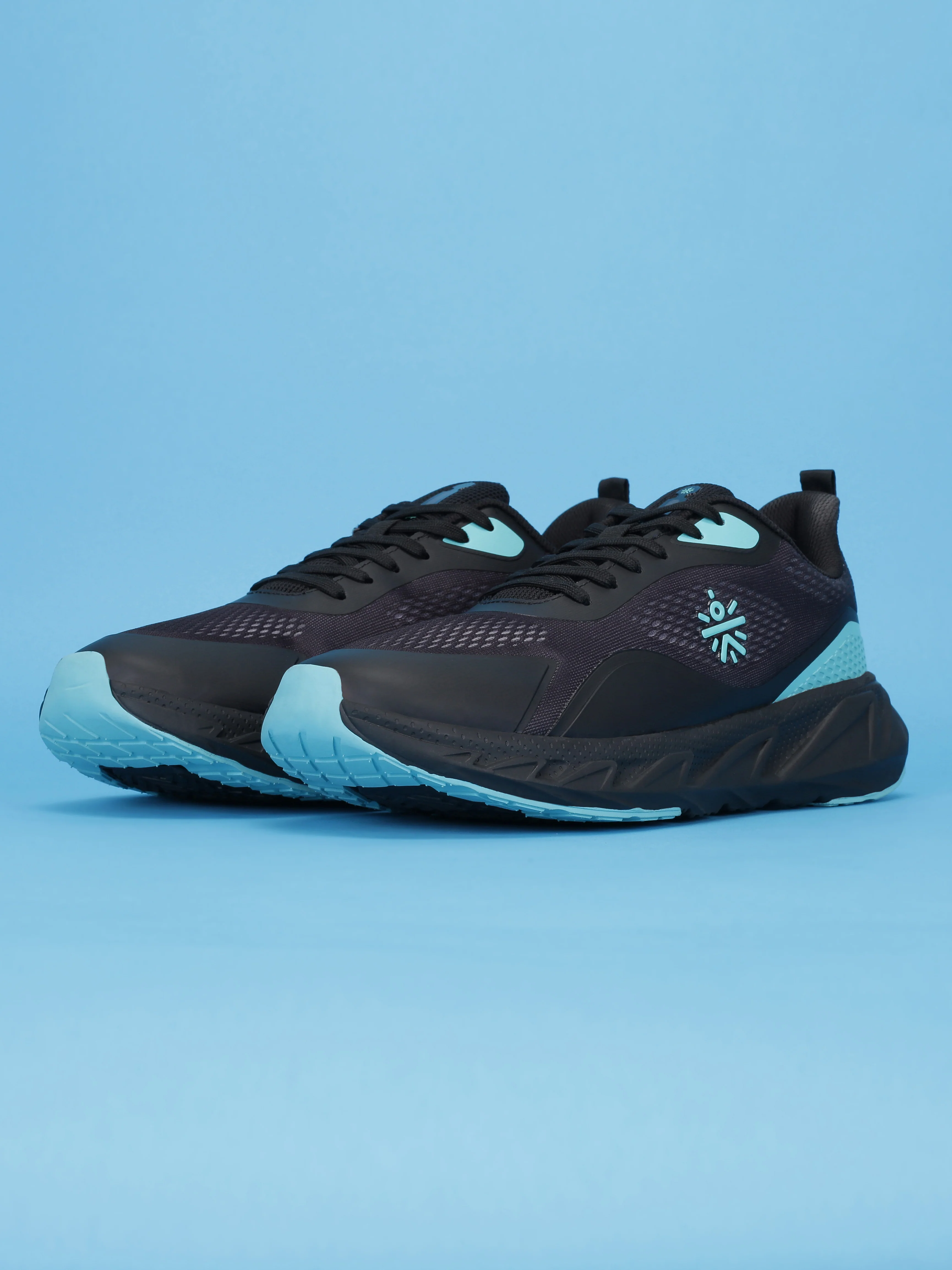 cult Men's Torque Running Shoes - Black - Image 11
