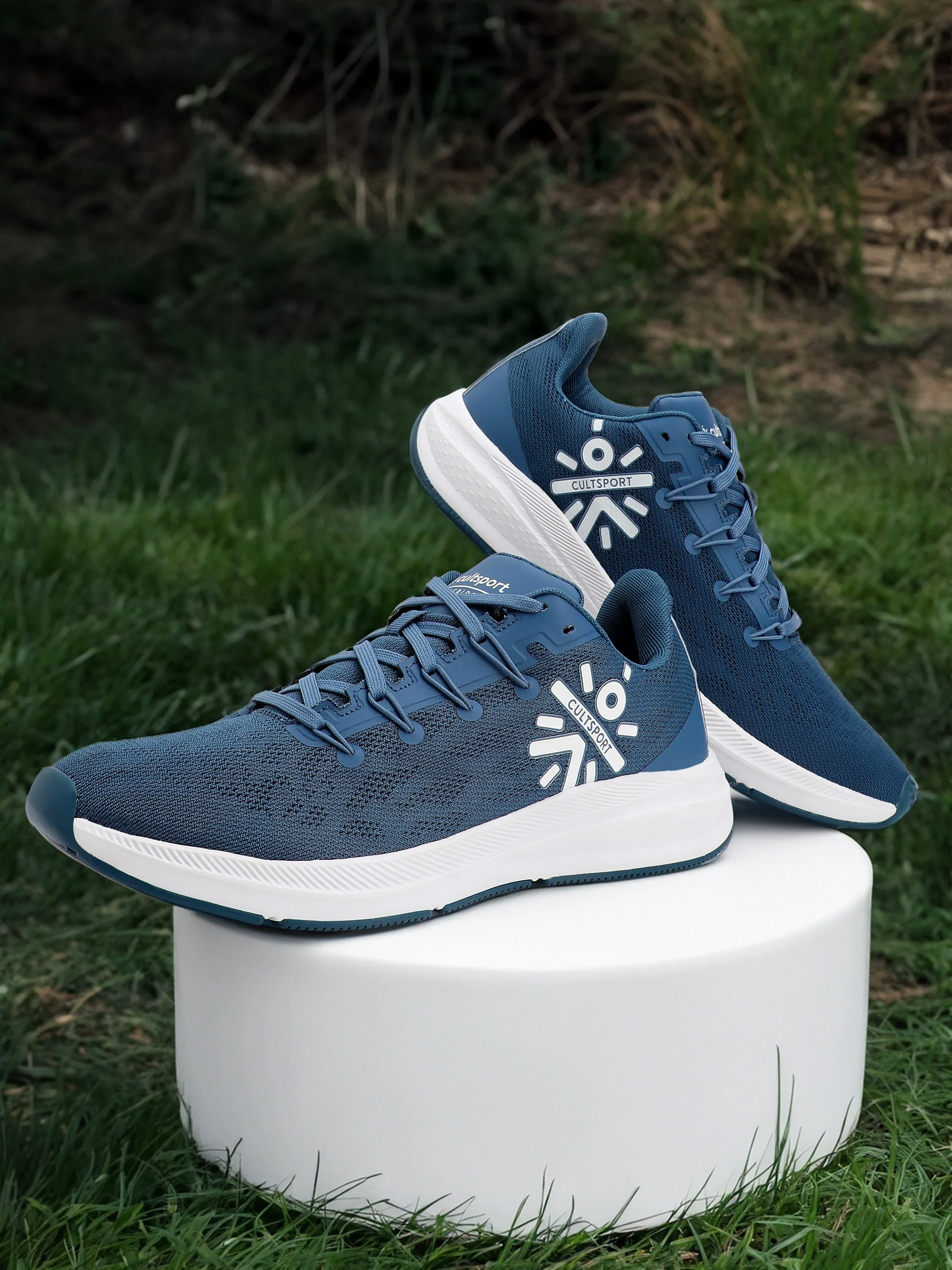 cult Firebird Men Running Shoes - Dusky Blue