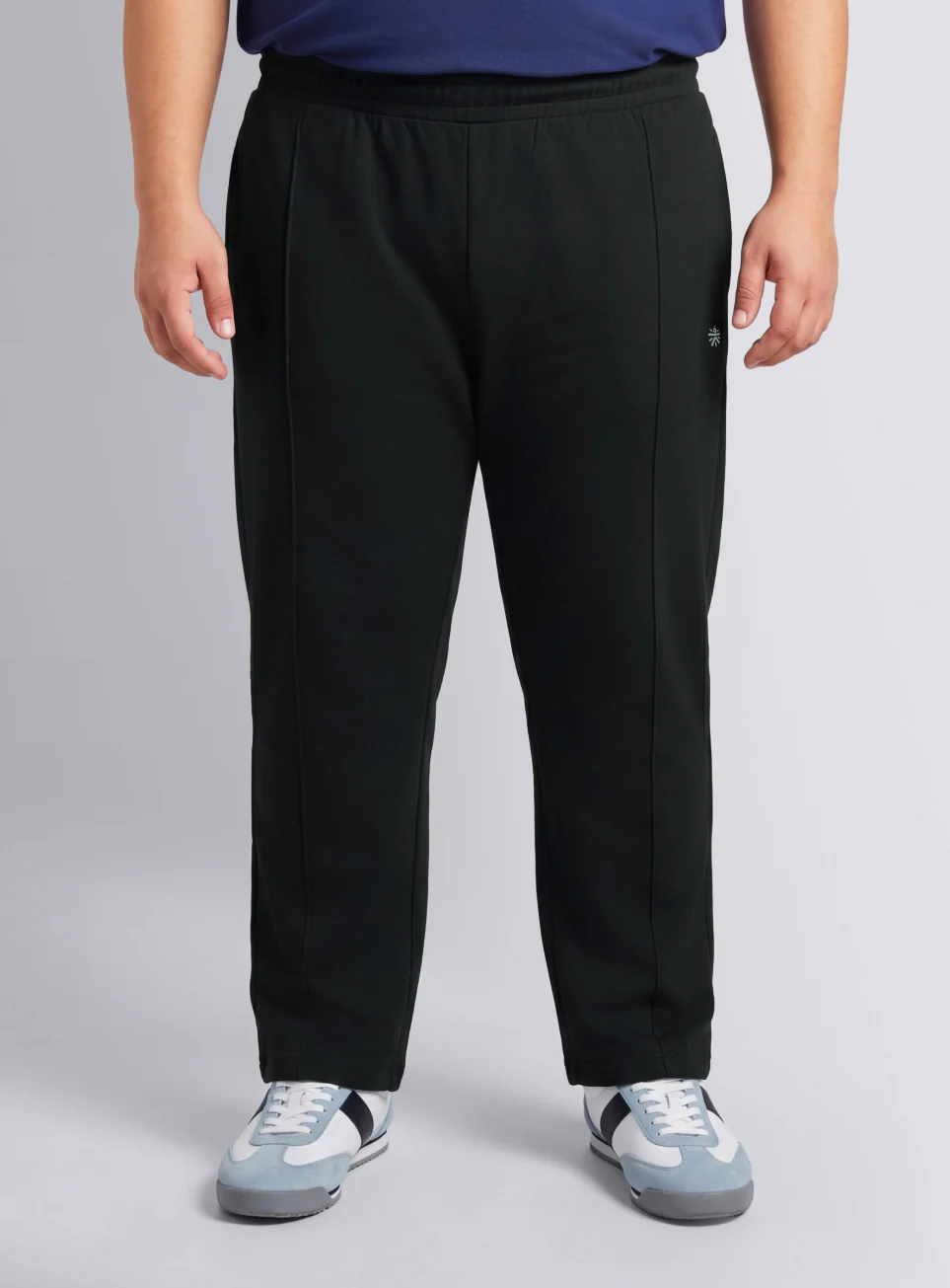 Men's Black All Day Play Straight Fit Trackpants - Image 4