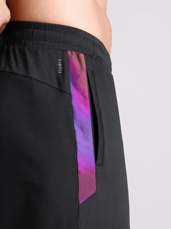 Men's Black Halo Night Run Joggers - Image 8