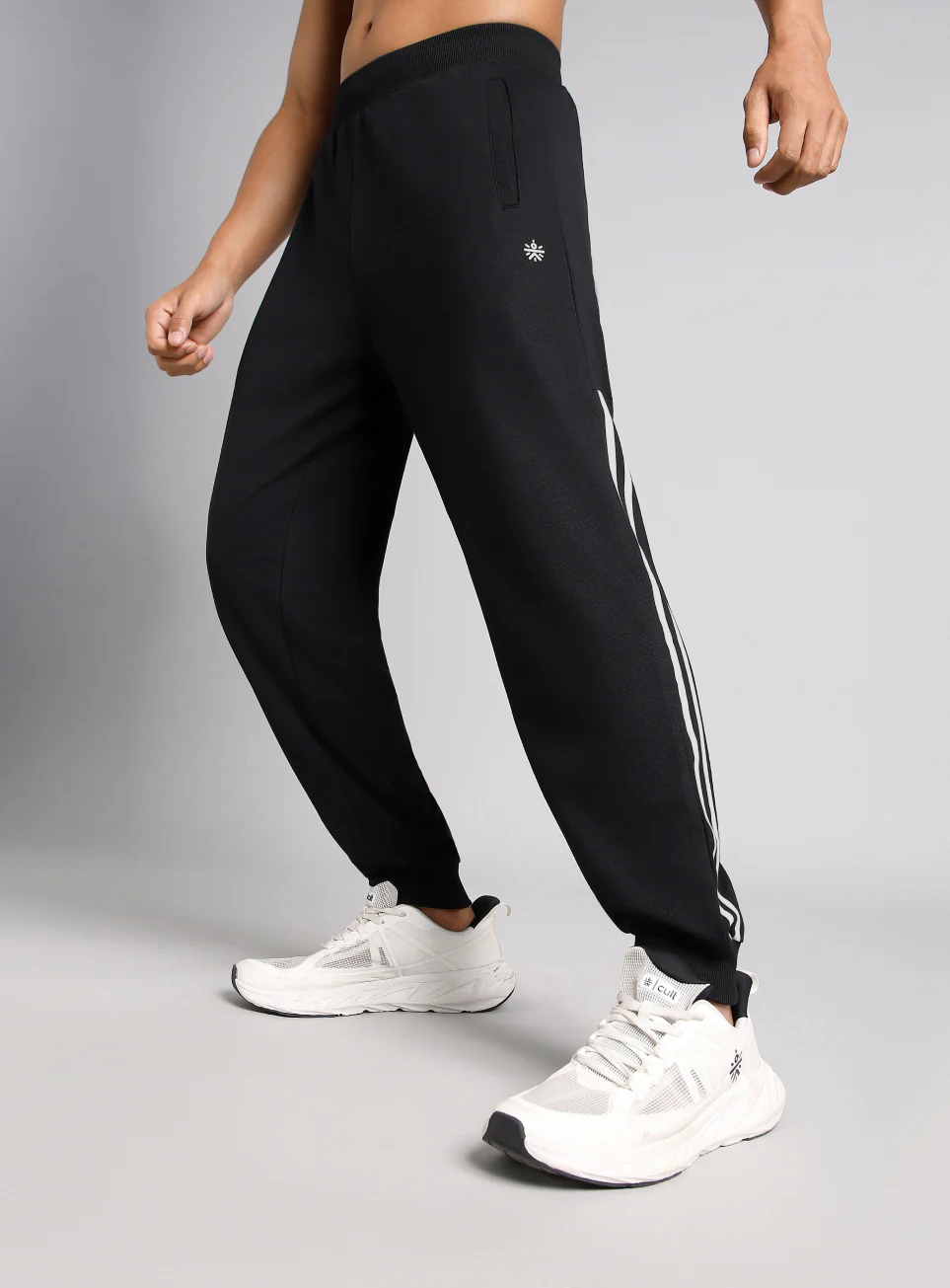 Men's Black Move In Style Joggers
