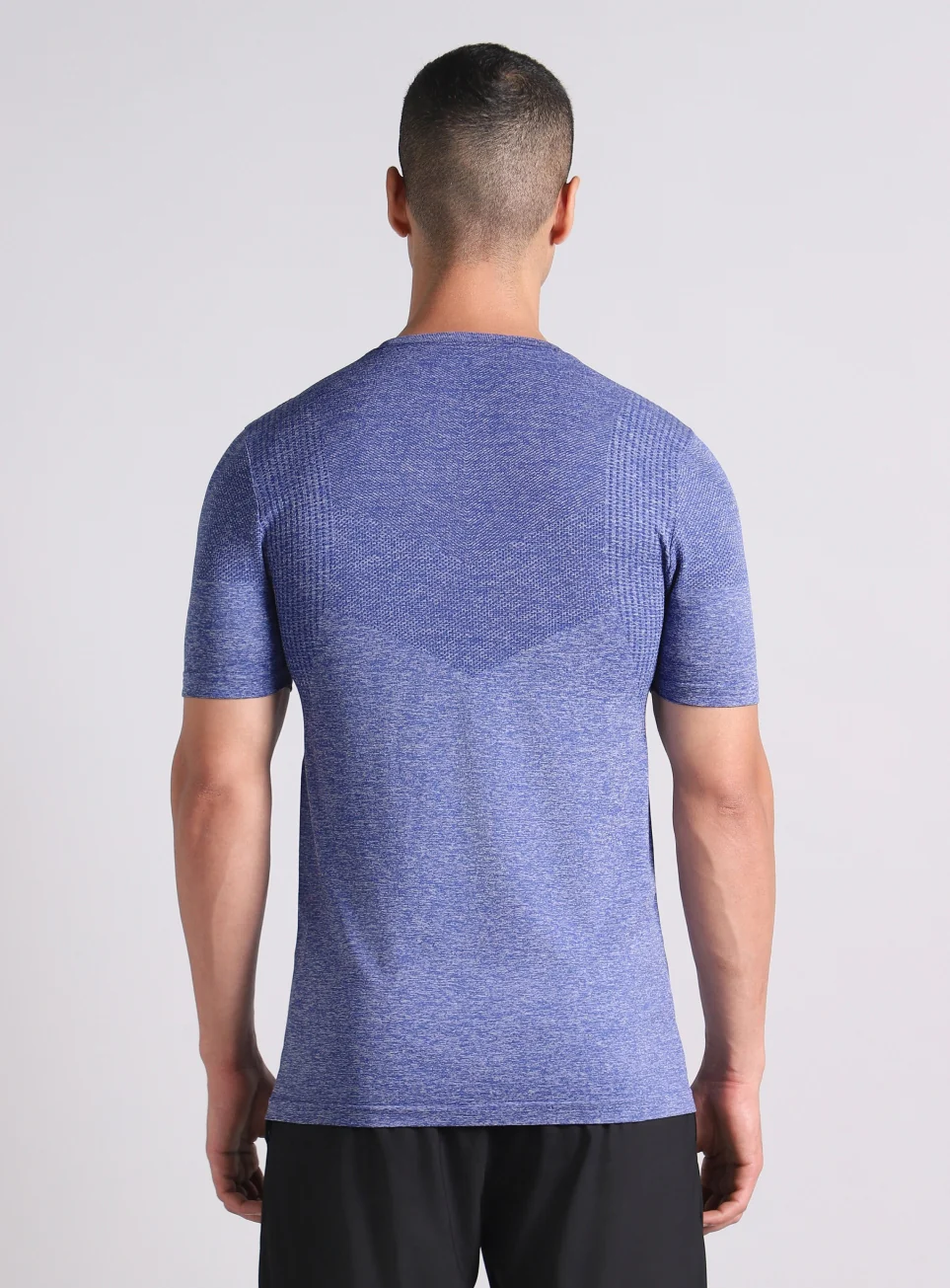 Men's Blue Training Essential Slim Fit Seamless T-shirt - Image 6