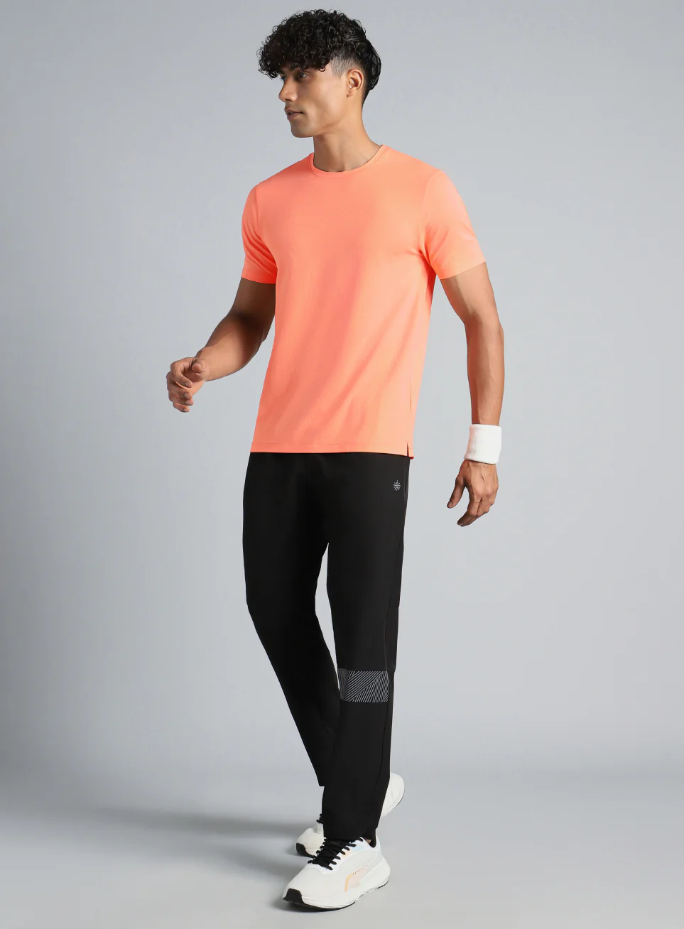 Men's Coral Chill Knit Run T-shirt - Image 2
