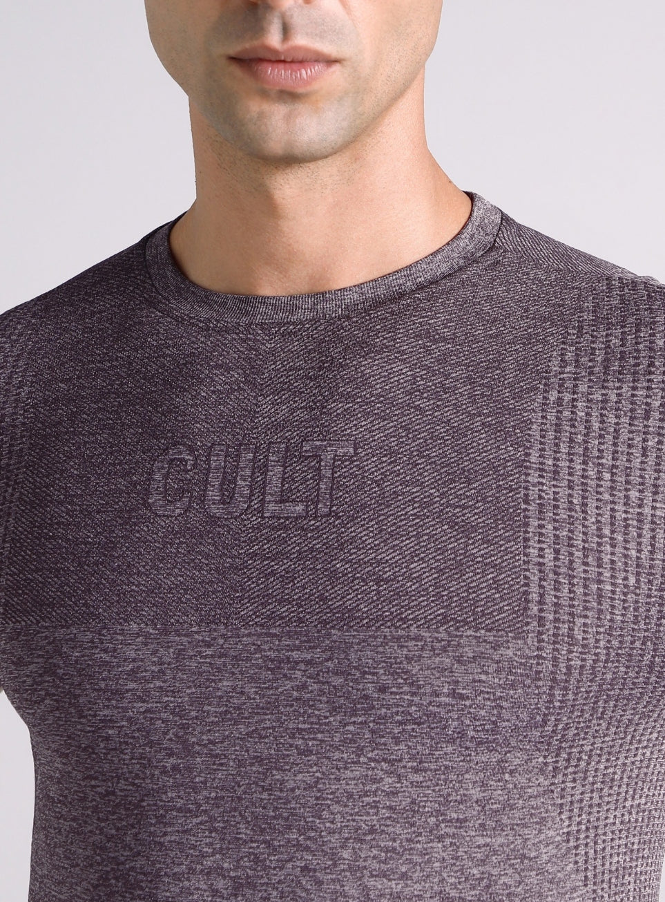Men's Grey Contour Seamless T-shirt - Image 7