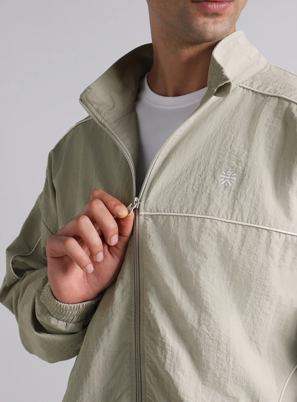 Men's Grey Power Up Layering Train Jacket - Image 8