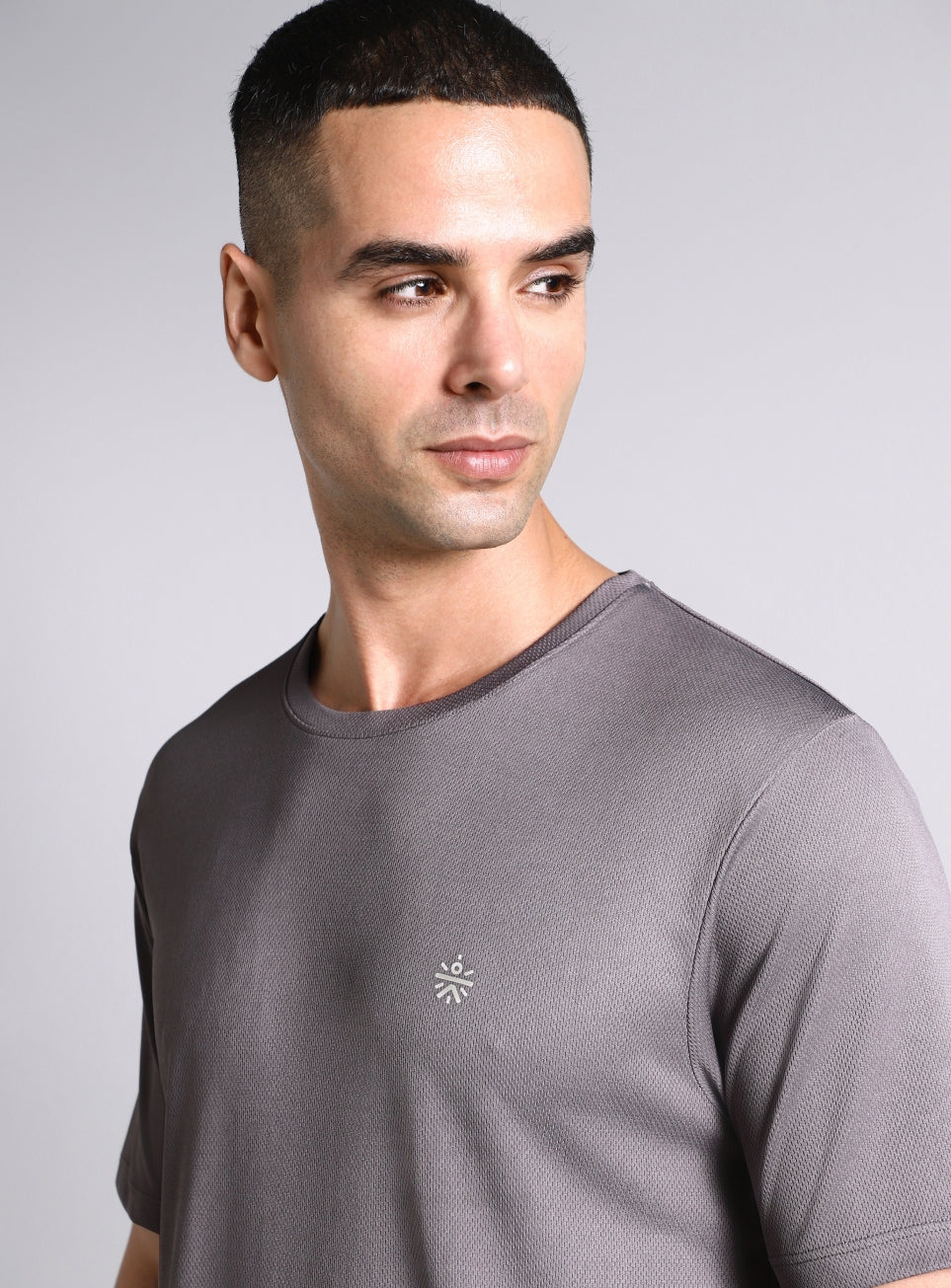Men's Grey Train All FLY-DRY T-shirt - Image 7