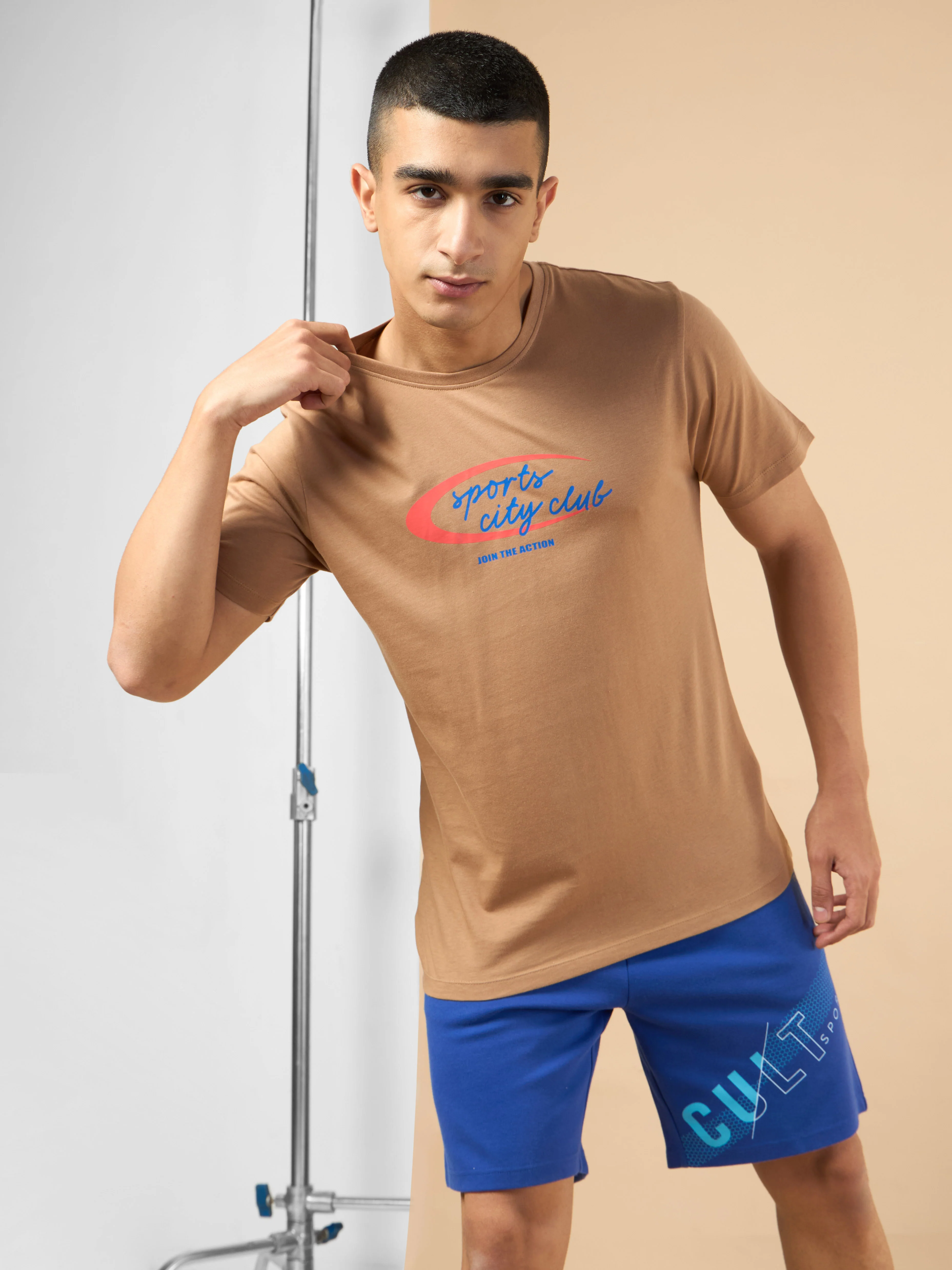 Men's Khaki Sports City Club Graphic T-shirt