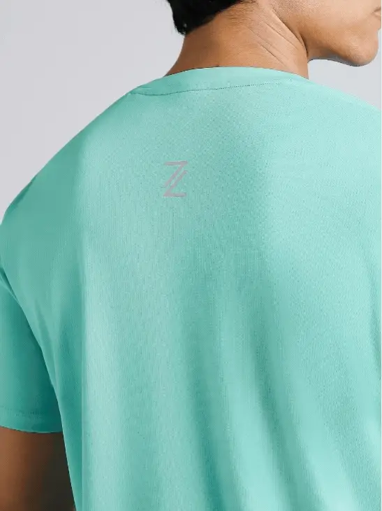 Men's Runner's Blue Essential T-shirt - Image 9