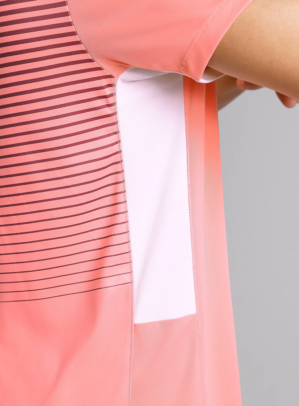 Men's Runner's Coral Flex Tee - Image 8