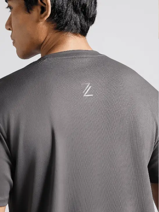 Men's Runner's Dark Grey Essential T-shirt - Image 9