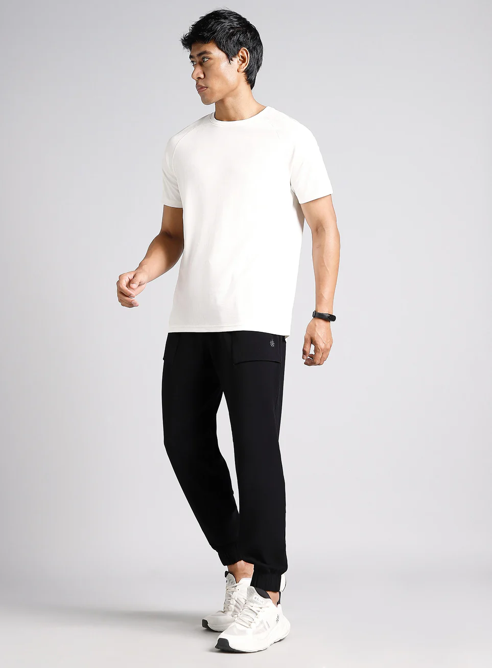 Men's Terrain Black Running Joggers - Image 3