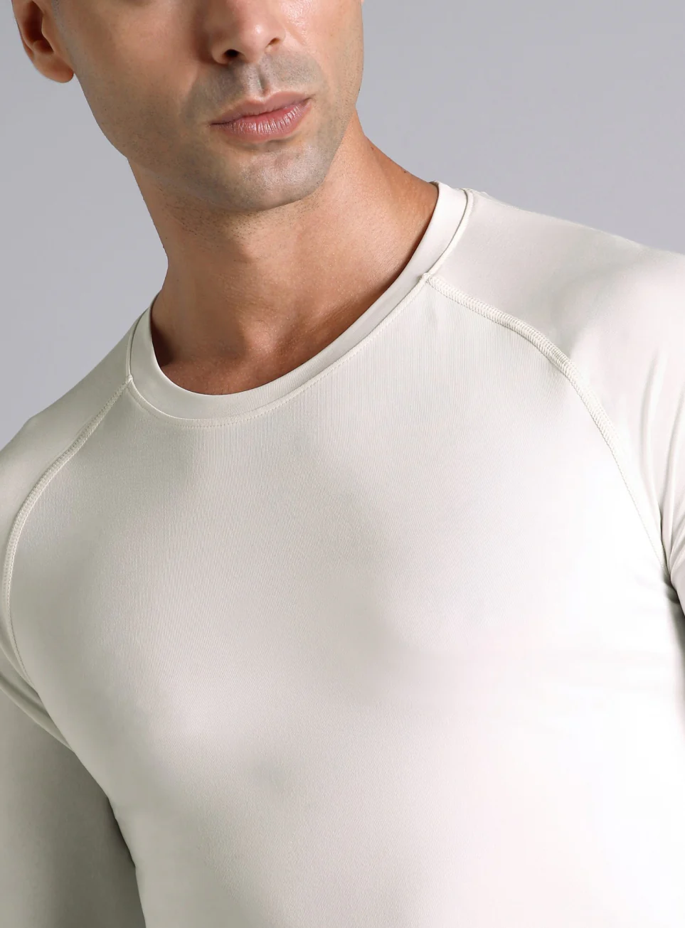 Men's White Base Layer Run Full Sleeve T-shirt - Image 7