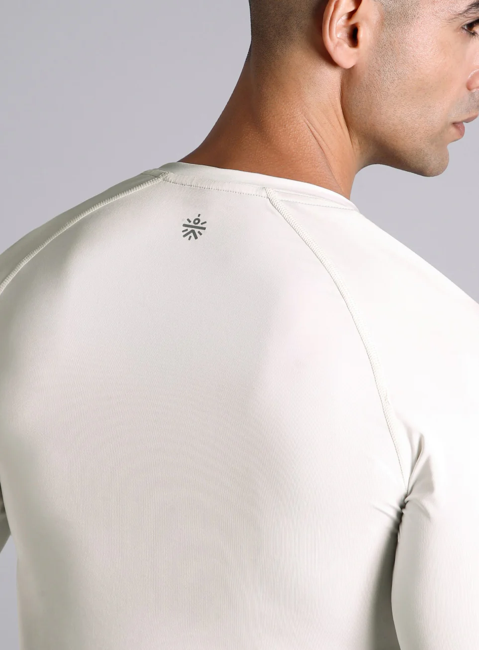Men's White Base Layer Run Full Sleeve T-shirt - Image 8