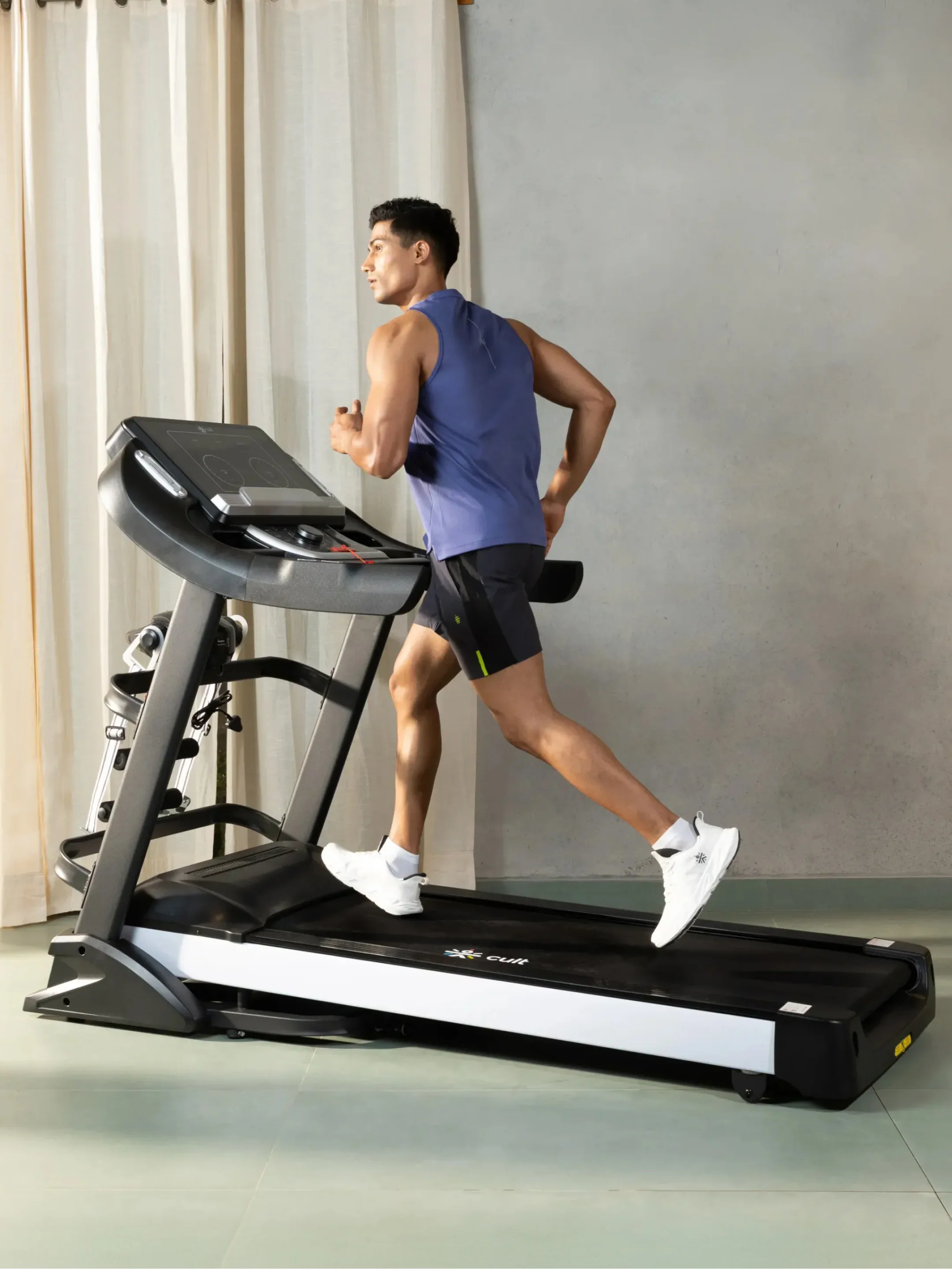 Smartrun Davie 7 HP Peak Treadmill | 15-level Auto-Incline & Massager | Max Weight-150kg | Max Speed-20kmph (with 6 Months Extended Warranty)