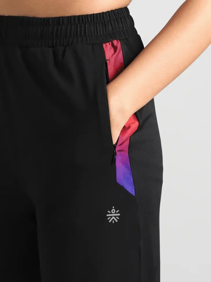 Women's Black Halo Night Run Joggers - Image 7