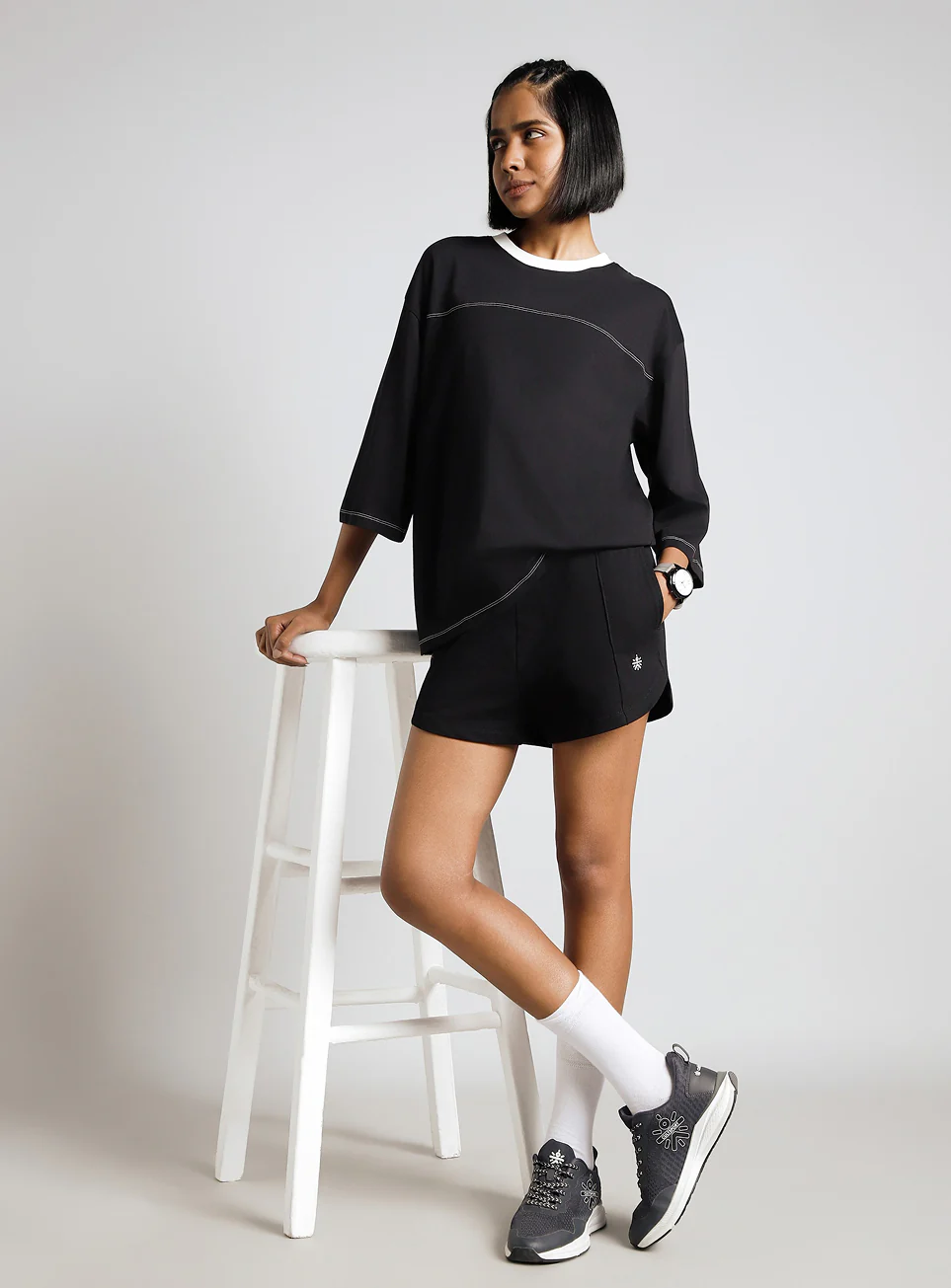 Women's Black Transition Graphic Oversized T-shirt - Image 3