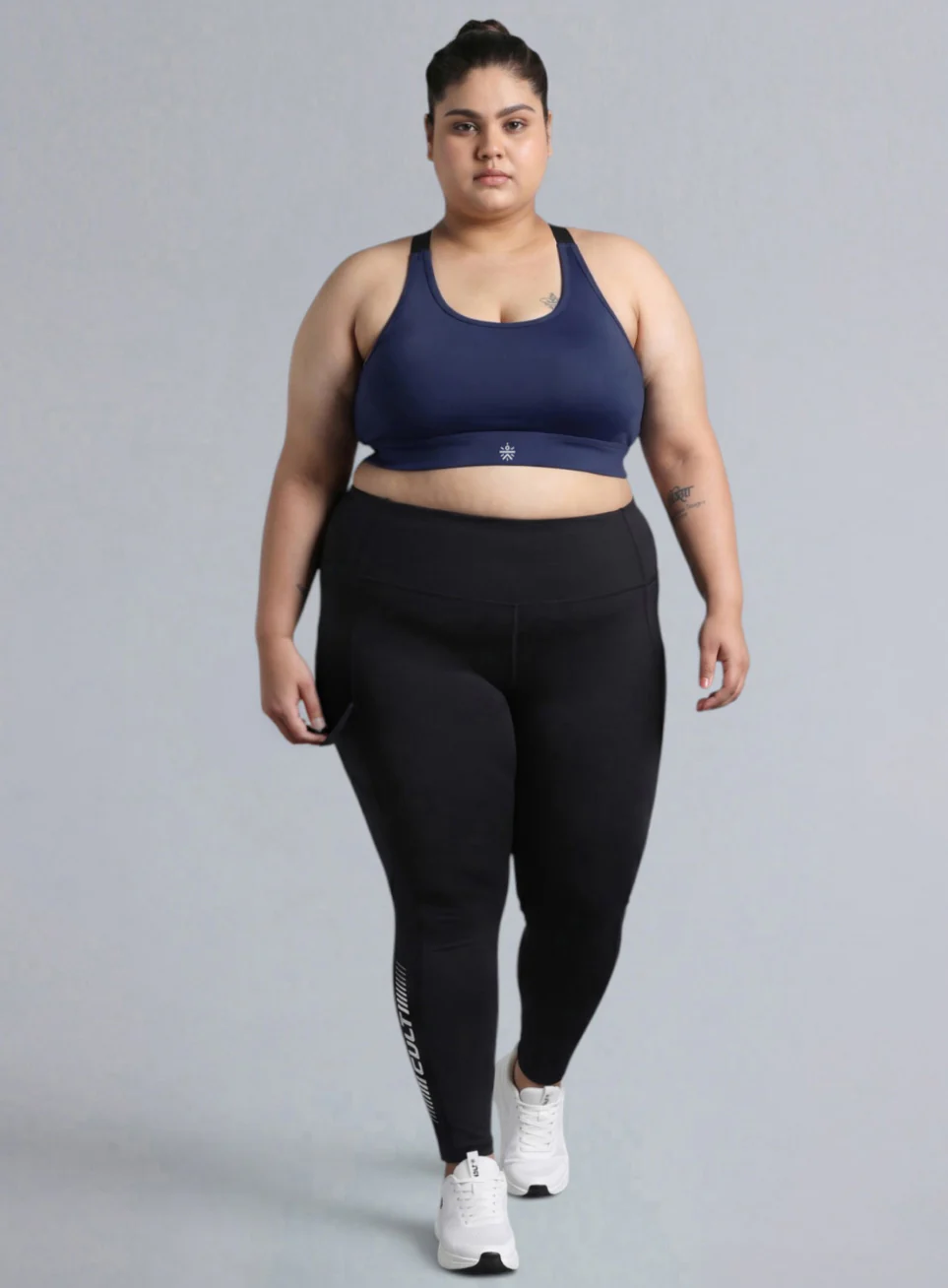 Women's Blue Adjustable Strap Training High Support Plus Size Sports Bra - Image 2