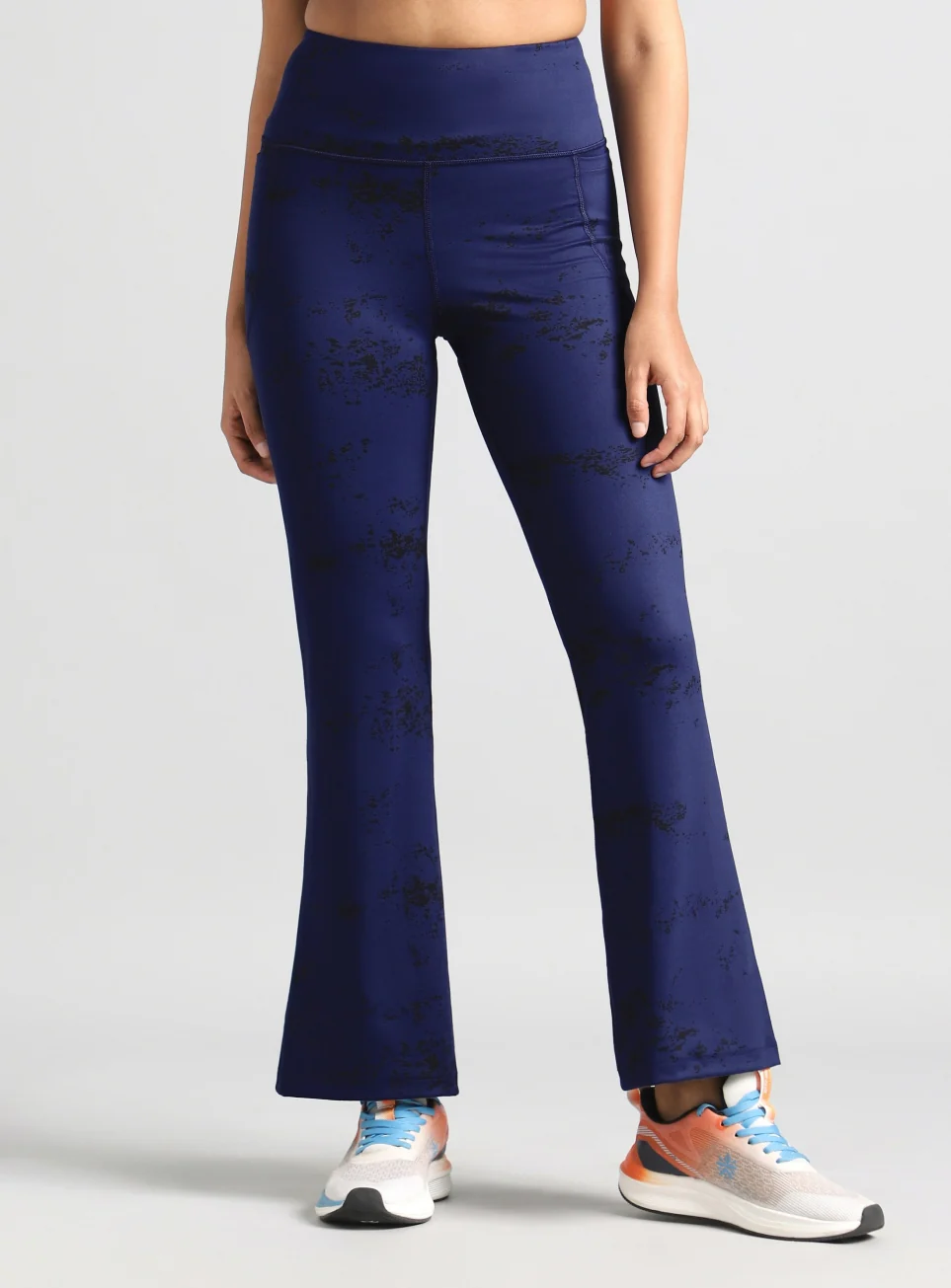 Women's Blue Training Printed COMFlex Flarepants - Image 4