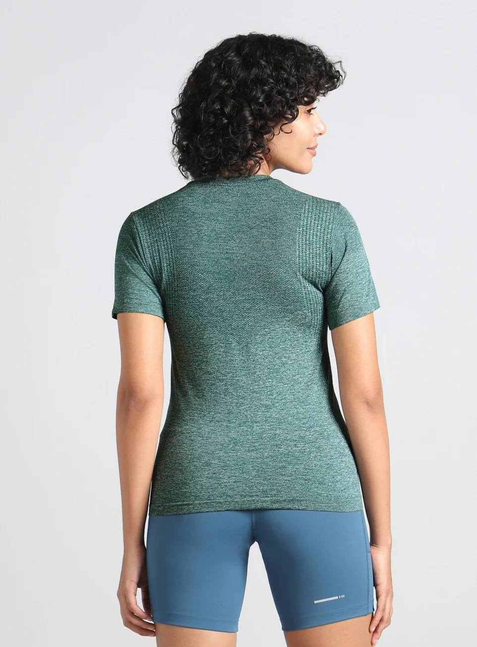 Women's Green Contour Training Slim Fit Seamless T-shirt - Image 6