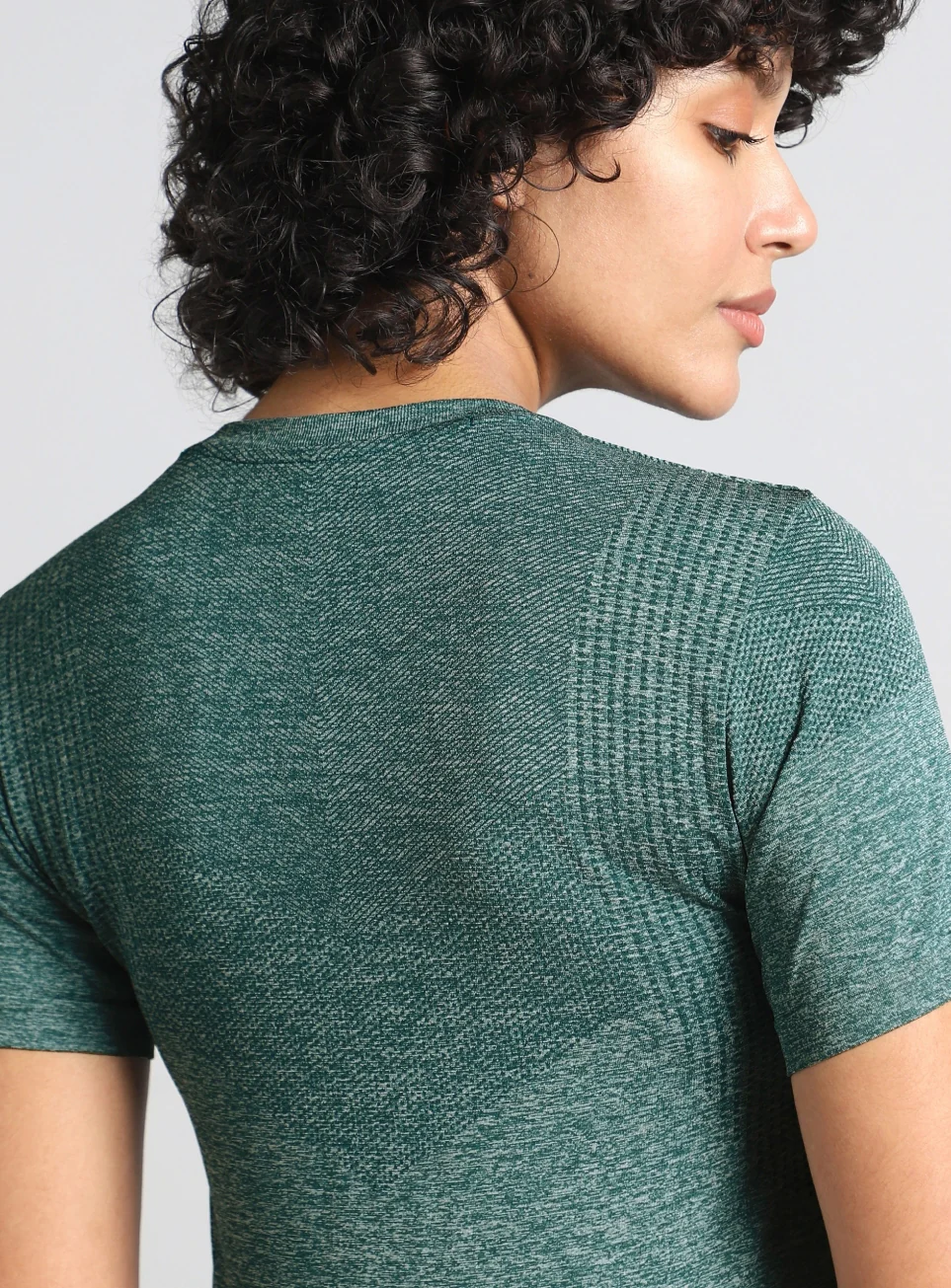 Women's Green Contour Training Slim Fit Seamless T-shirt - Image 8