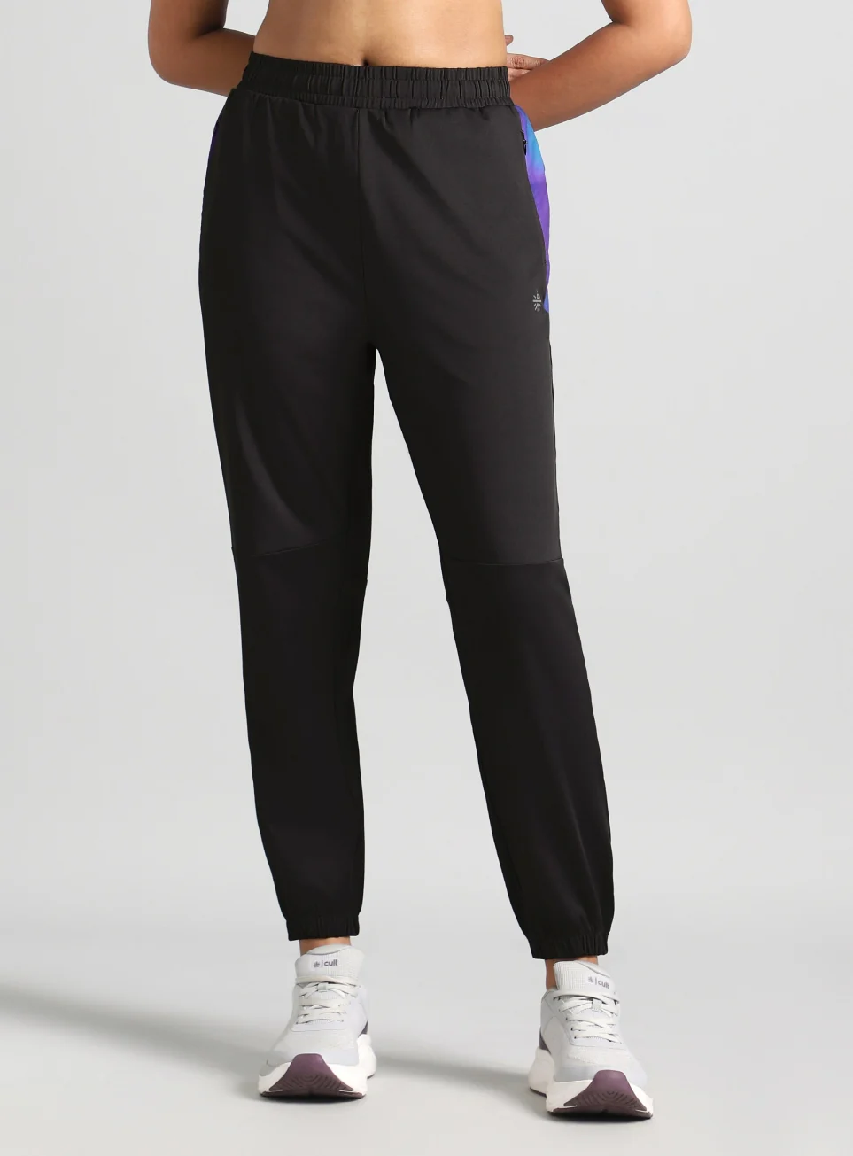 Women's Grey Halo Night Run Joggers - Image 4