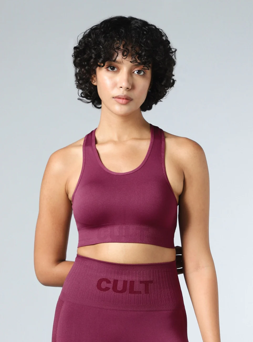 Women's Maroon Motion Flow Medium Support Seamless Bra - Image 4