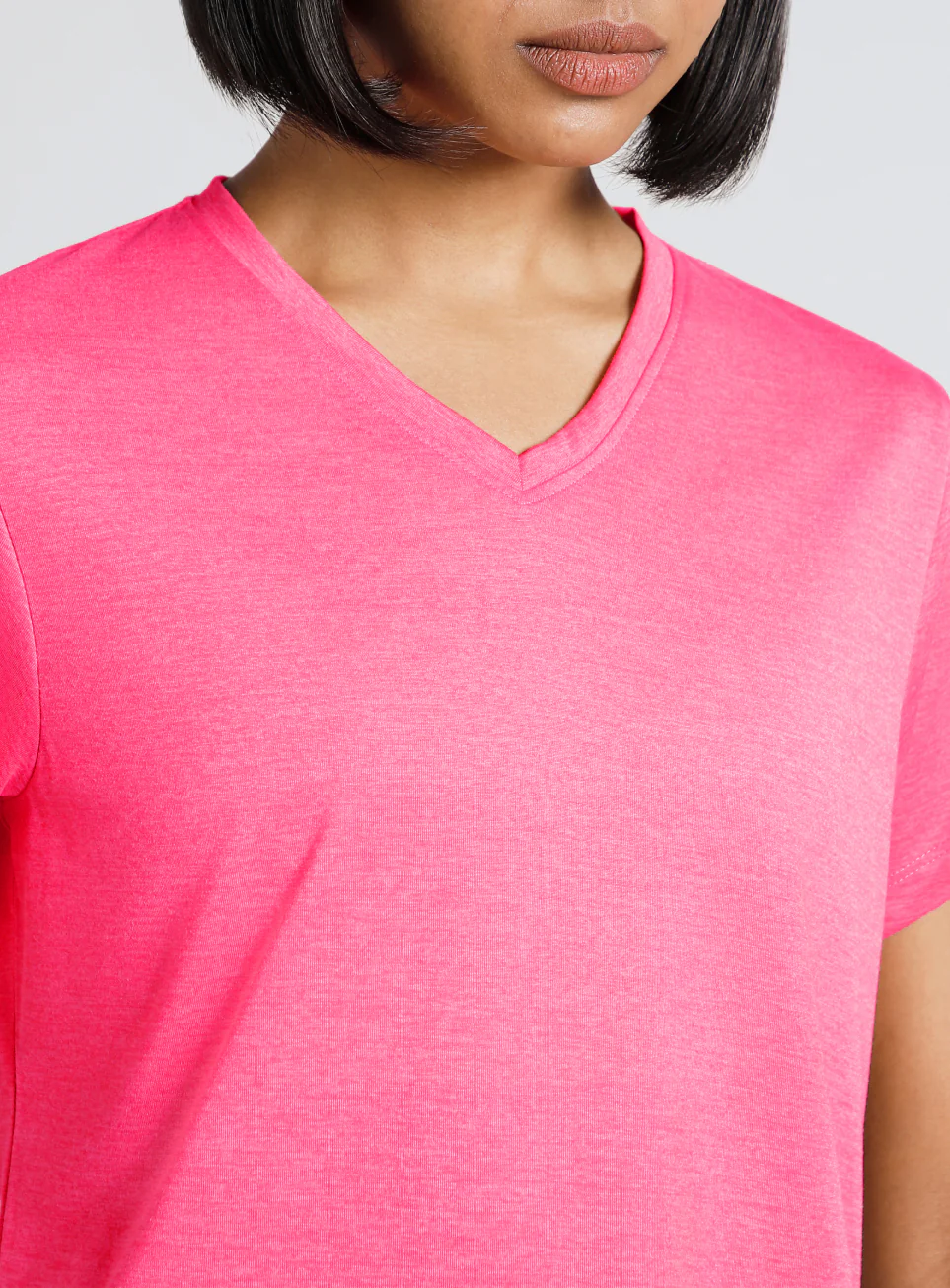 Women's Peach Cult Ulitmate Training COMFORtech™ V-Neck T-shirt - Image 9