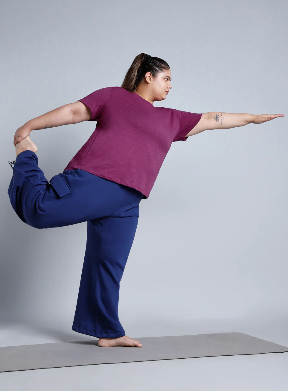 Women's Purple Yoga Flow Plus Size T-shirt - Image 3